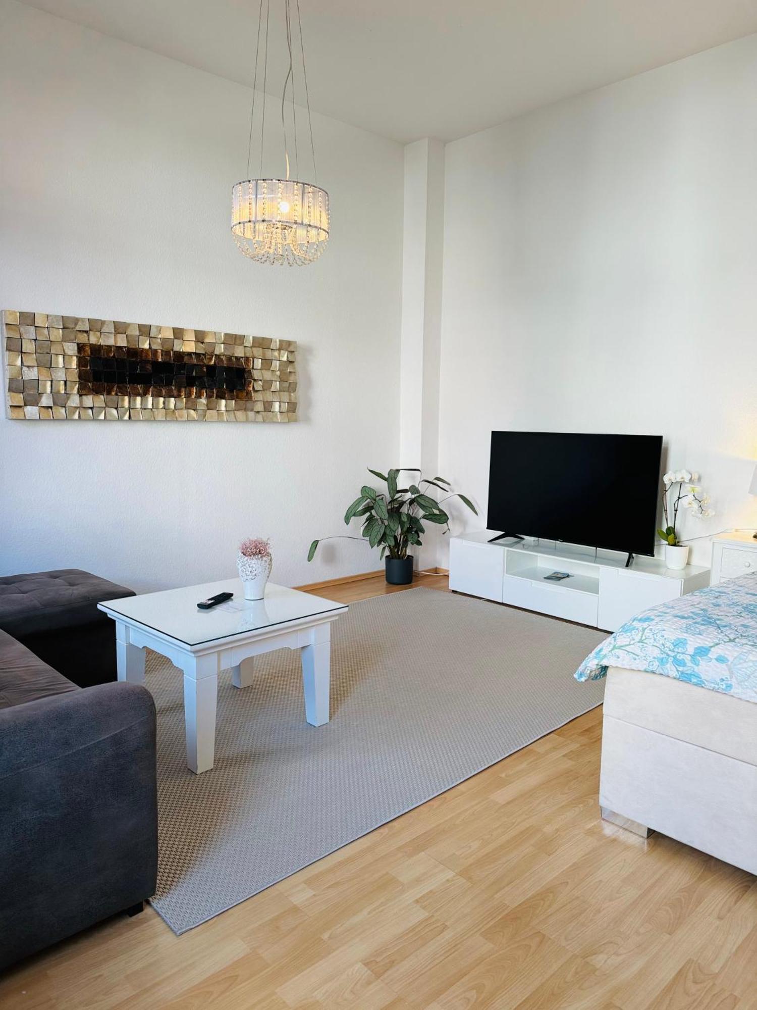 Wohnung Am Schlossgarten Schwerin  Esterno foto